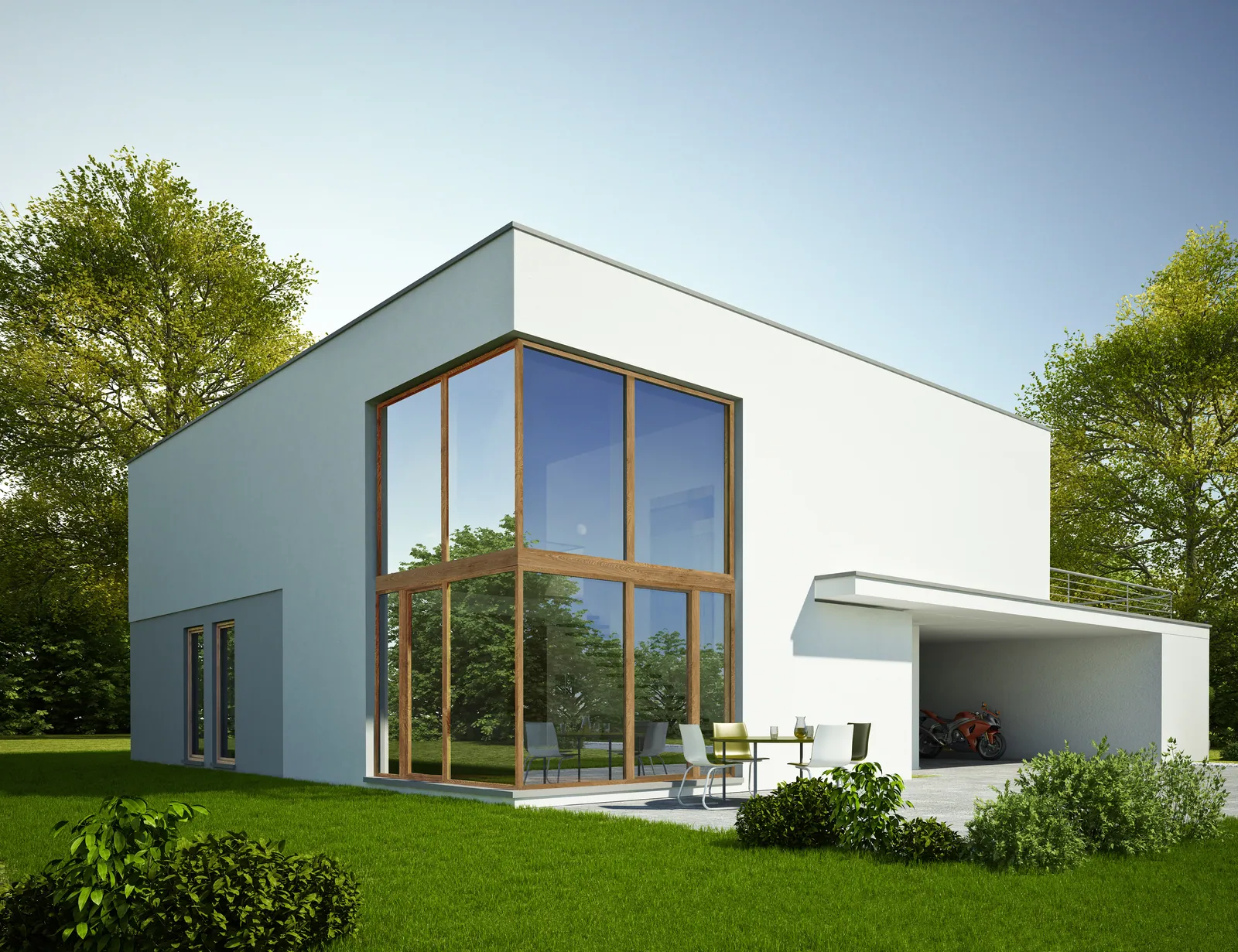 Moderne witte woning met grote raampartij in houtkleur